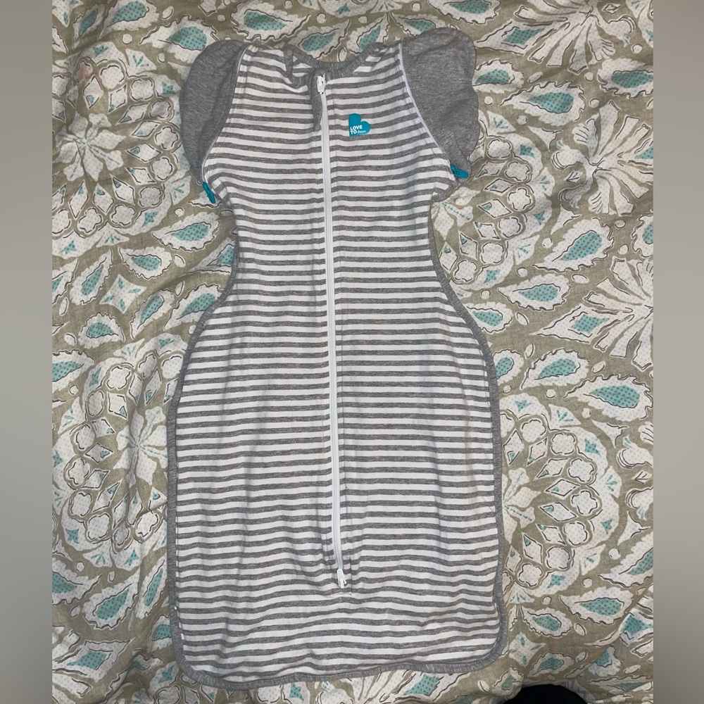 Size Medium 13-19 lbs- Love to Dream Transitional Swaddle